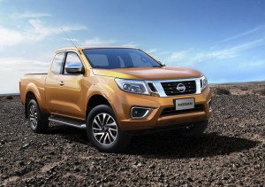 navara2015_02